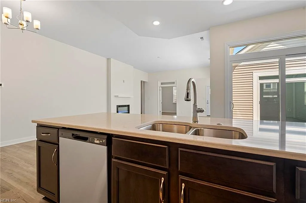1000 Regal RD #A, SUFFOLK VA 23434 thumb 11
