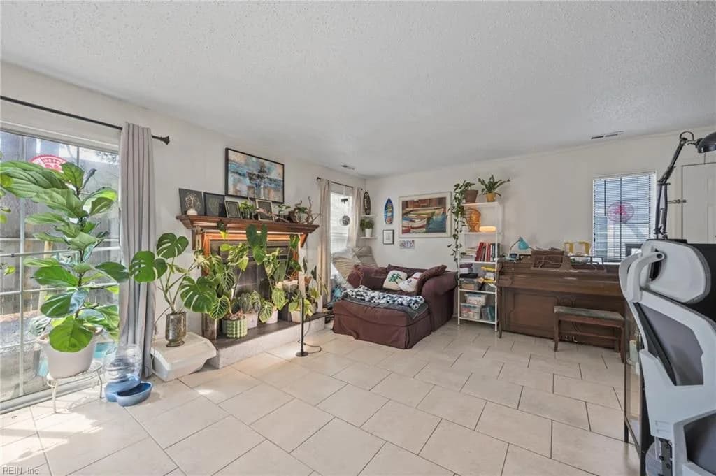 633 Oleander CIR, VIRGINIABEACH VA 23464 thumb 6