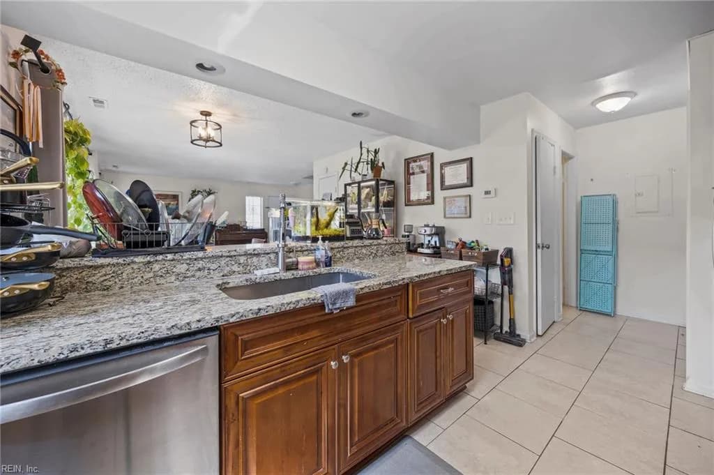 633 Oleander CIR, VIRGINIABEACH VA 23464 thumb 10