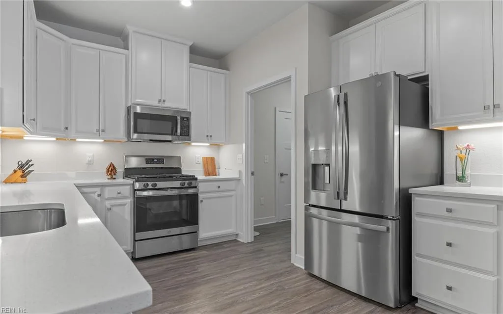 1601 Mary Lou LN, CHESAPEAKE VA 23323 thumb 8