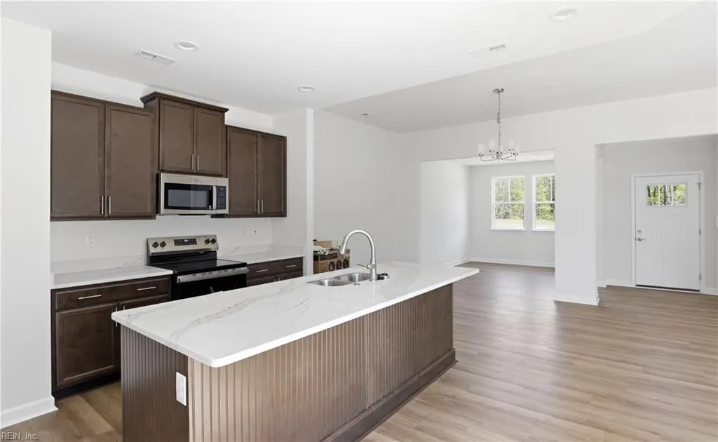 1301 Regal RD #A, SUFFOLK VA 23434 thumb 11