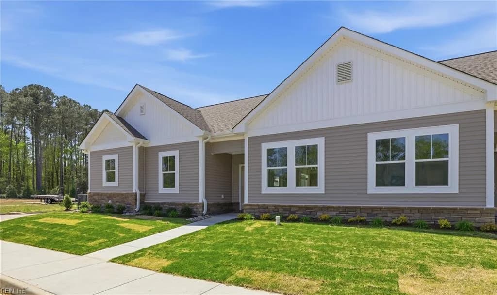 1301 Regal RD #A, SUFFOLK VA 23434 - Photo 3