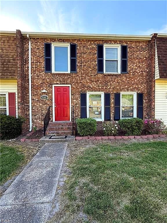 6205 Lippizan CIR, VIRGINIA BEACH VA 23464 - Main photo