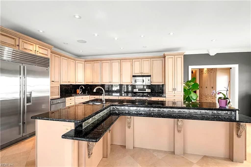 821 Arctic AVE, VIRGINIA BEACH VA 23451 thumb 10