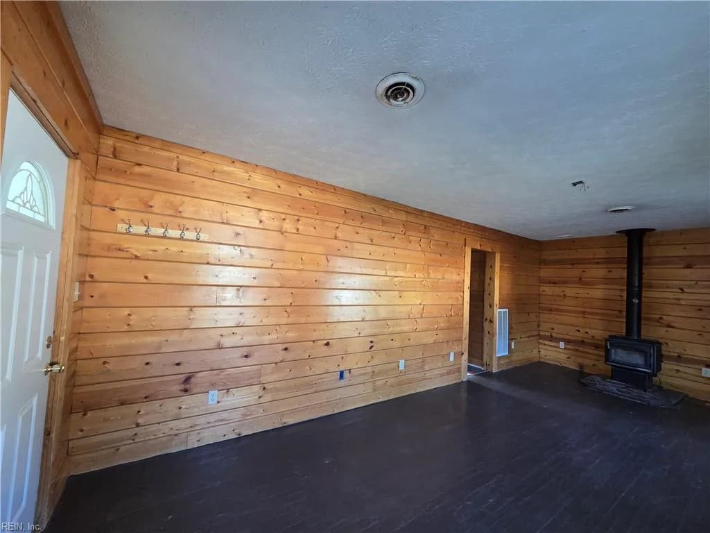 1110 Poquoson AVE, POQUOSON VA 23662 thumb 6