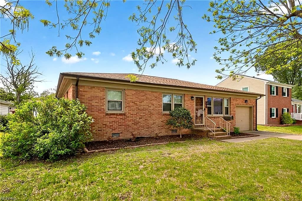 204 Cleopatra CT, HAMPTON VA 23669 - Photo 2