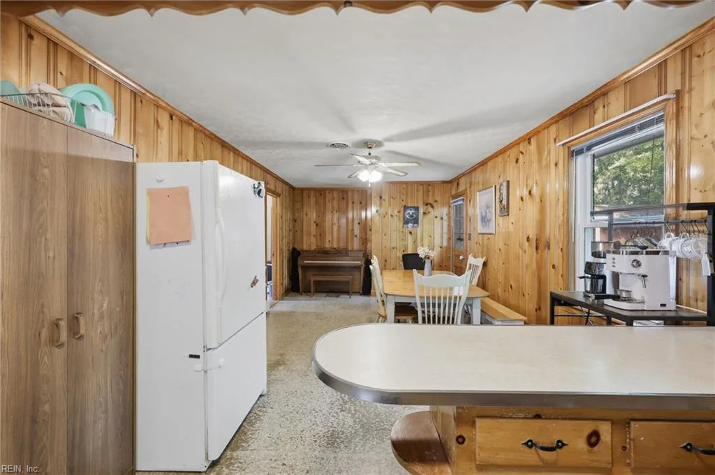 2406 Drum Creek RD, CHESAPEAKE VA 23321 thumb 12