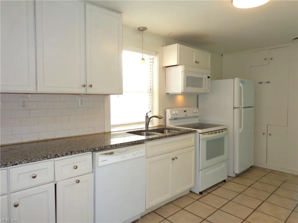 2020 E Ocean View AVE #5, NORFOLK VA 23503 thumb 11