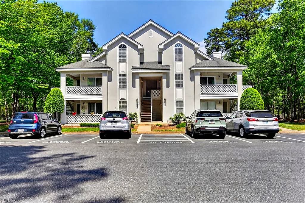 708 Inlet QUAY #B, CHESAPEAKE VA 23320 - Photo 3