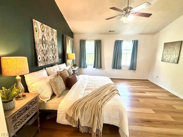 828 Essex Park DR, HAMPTON VA 23669 thumb 11
