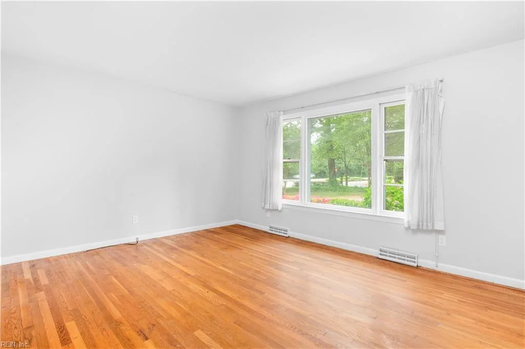2204 Bayville RD, VIRGINIABEACH VA 23455 thumb 6