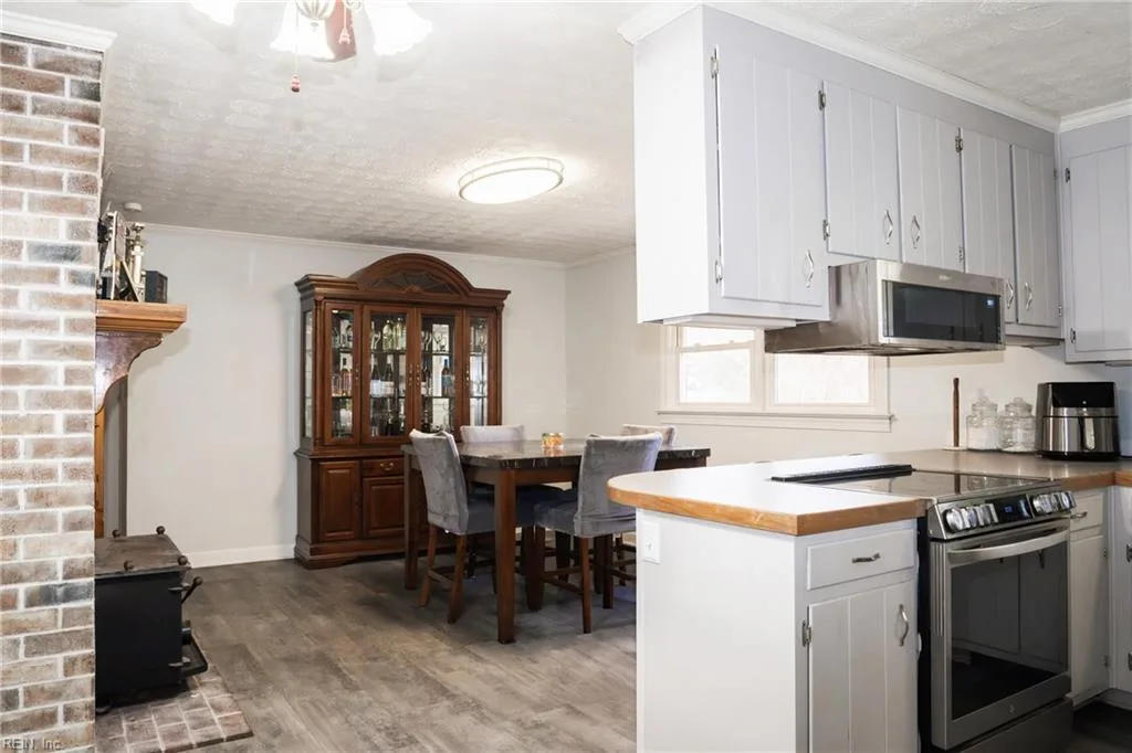 5257 Chestnut Fork RD, GLOUCESTER VA 23061 thumb 8