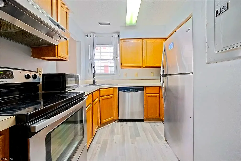 12811 Daybreak CIR, NEWPORTNEWS VA 23608 thumb 9