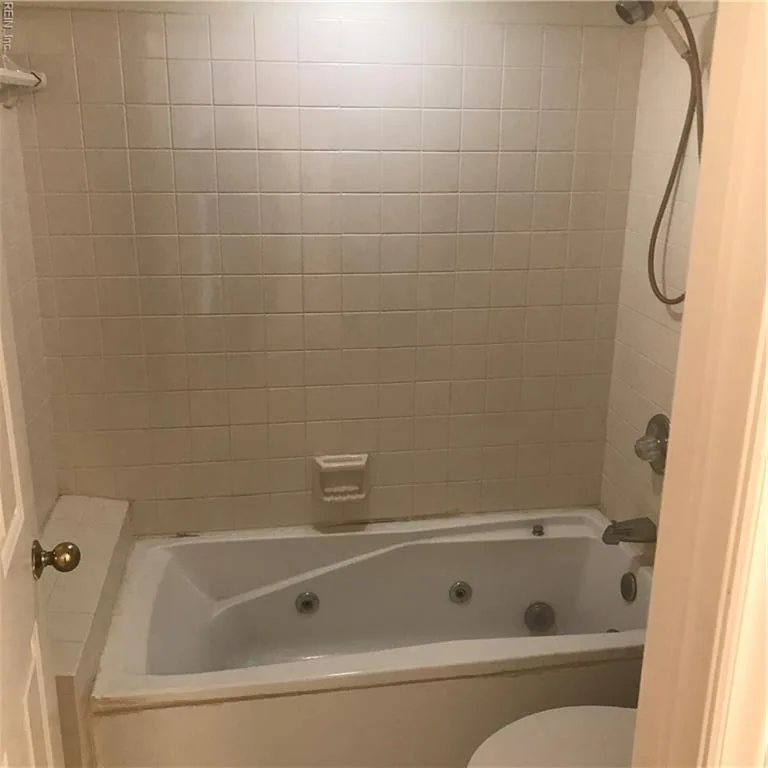 7501 River RD #2C, NEWPORTNEWS VA 23605 thumb 11