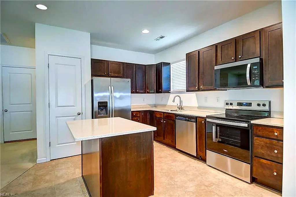 1121 Kinderly LN, CHESAPEAKE VA 23320 thumb 8