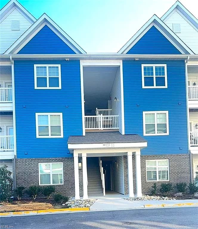 1732 Dromolin DR #307, VIRGINIA BEACH VA 23456 - Photo 2
