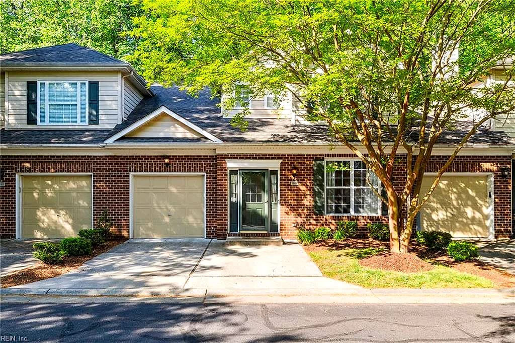 5889 Echingham DR, VIRGINIA BEACH VA 23464 - Main photo
