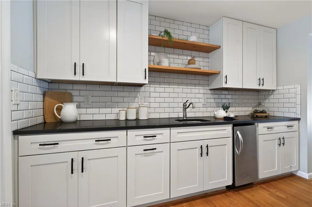2916 Buccaneer RD, VIRGINIABEACH VA 23451 thumb 9