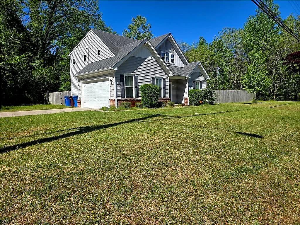 1304 Canal DR, CHESAPEAKE VA 23323 - Photo 2