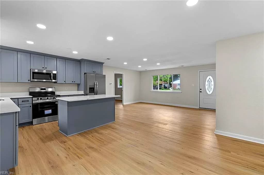 412R Lineberry RD, VIRGINIA BEACH VA 23452 thumb 6