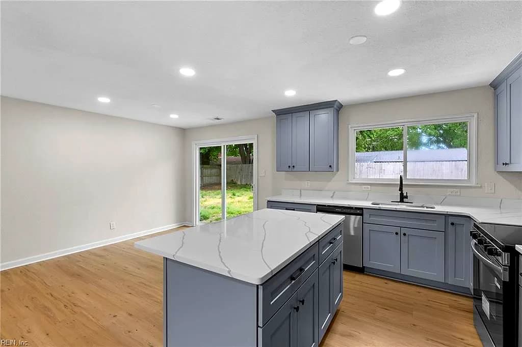 412R Lineberry RD, VIRGINIA BEACH VA 23452 thumb 9