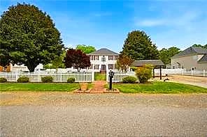 30 Holloway RD, NEWPORT NEWS VA 23602 thumb 4