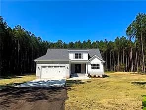 6882 Sunset Cove LN, GLOUCESTER VA 23061 - Main photo