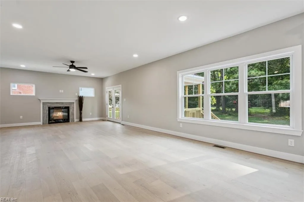 16 Madison LN S, NEWPORTNEWS VA 23606 thumb 6