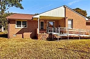 215 Woodbury Forrest DR, HAMPTON VA 23666 - Main photo