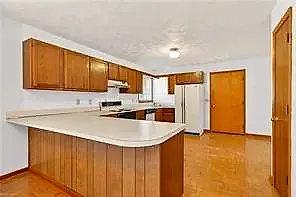 215 Woodbury Forrest DR, HAMPTON VA 23666 thumb 11