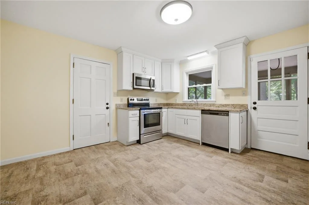 34 Laurel Wood RD, NEWPORTNEWS VA 23602 thumb 7