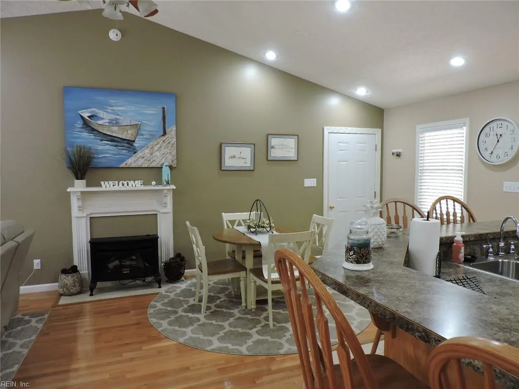 869 EBENEZER CHURCH RD, COBBSCREEK VA 23035 thumb 11
