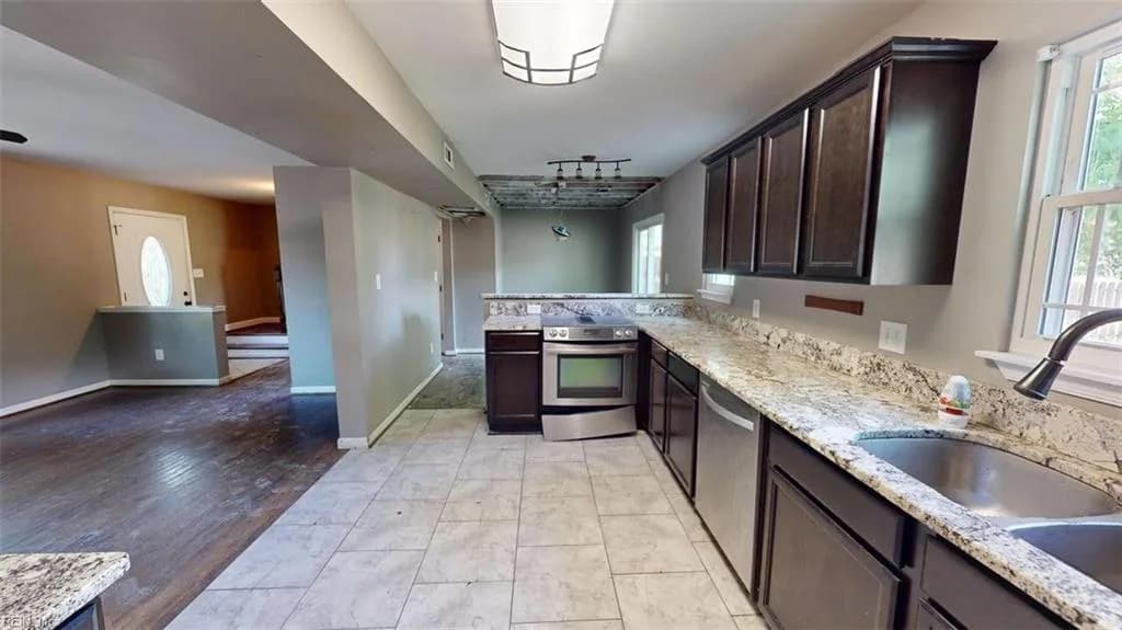 128 Edsyl ST, NEWPORTNEWS VA 23602 thumb 12