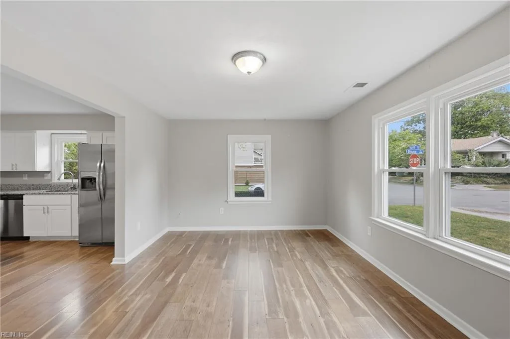 1701 Morris AVE, NORFOLK VA 23509 thumb 11
