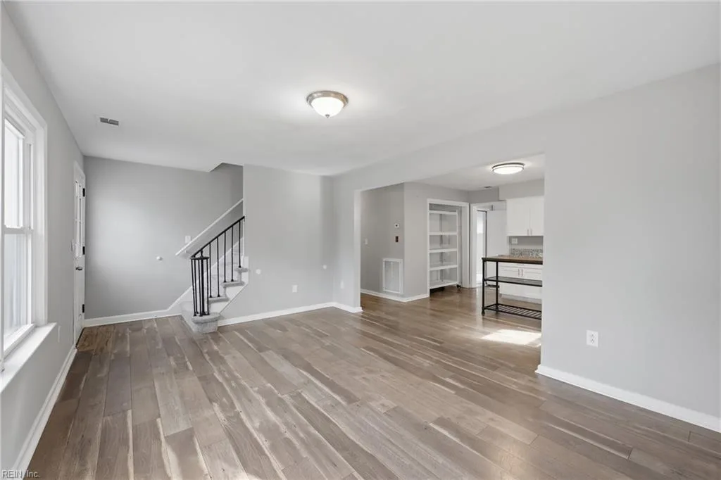 1701 Morris AVE, NORFOLK VA 23509 thumb 10