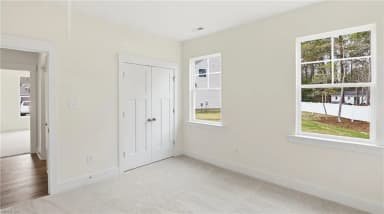 2049 Swiss LN, HAYES VA 23072 thumb 8