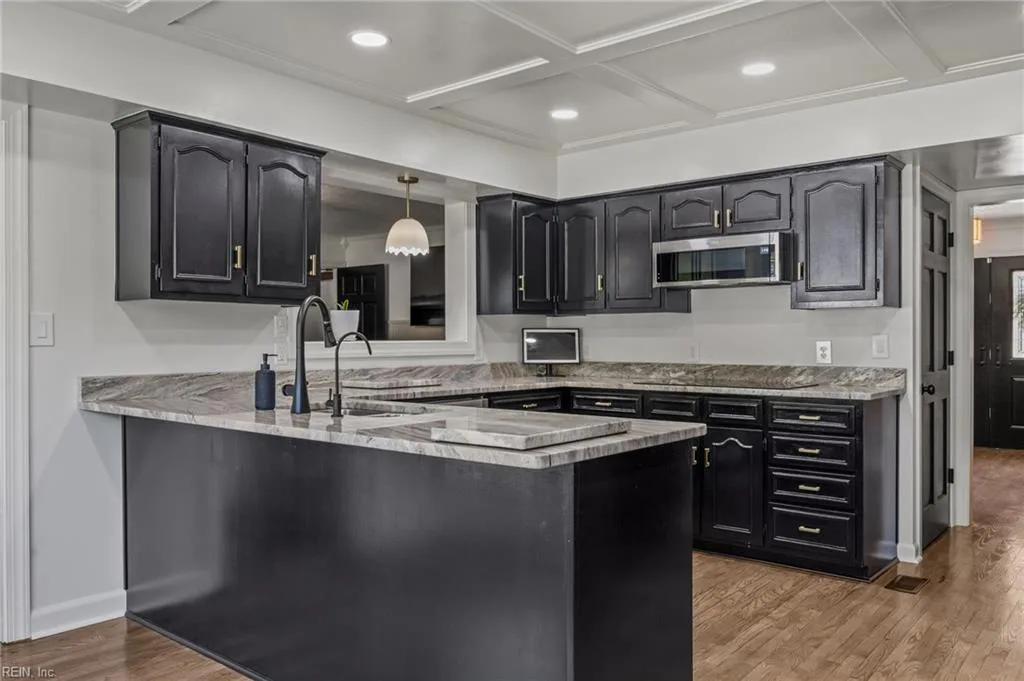 2412 Benefit RD, CHESAPEAKE VA 23322 thumb 11