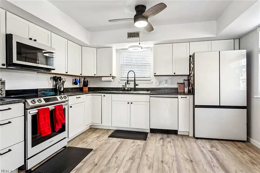 334 N First ST #18, HAMPTON VA 23664 thumb 8