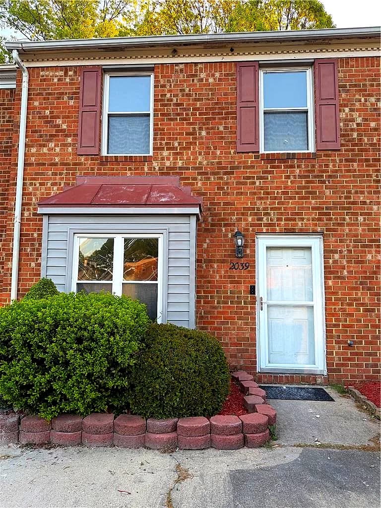 2039 Allison DR, CHESAPEAKE VA 23325 - Photo 2