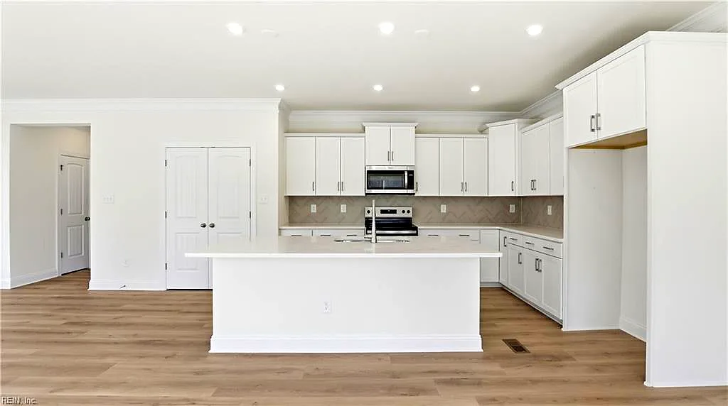 6330 Kelly's PL, GLOUCESTER VA 23061 thumb 8