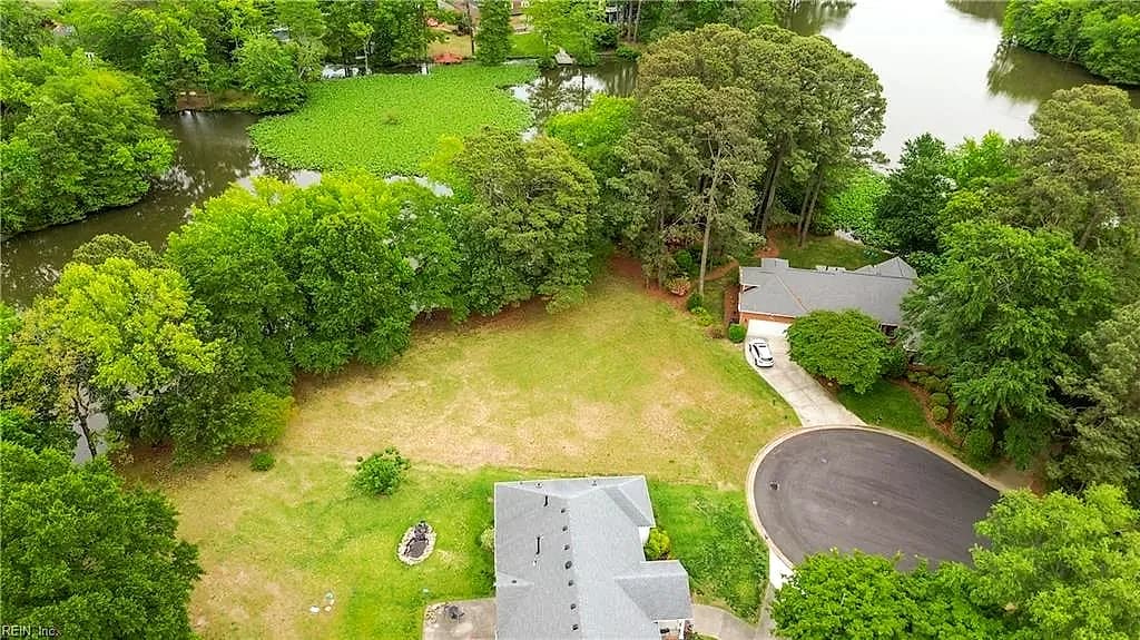 2035 Foxs Lair TRL, NORFOLK VA 23518 thumb 12