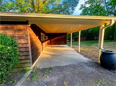 1479 Laurens RD, GLOUCESTER POINT VA 23062 thumb 7