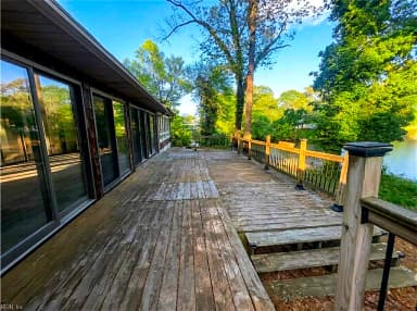 1479 Laurens RD, GLOUCESTER POINT VA 23062 thumb 10