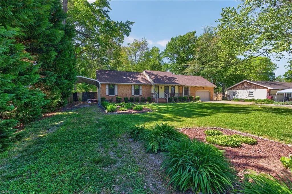 229 Fresno DR, CHESAPEAKE VA 23322 - Photo 4