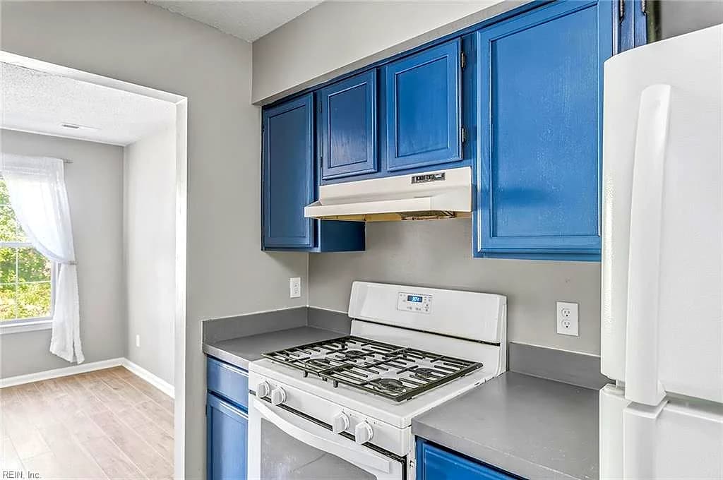 12742 Daybreak CIR, NEWPORTNEWS VA 23602 thumb 12