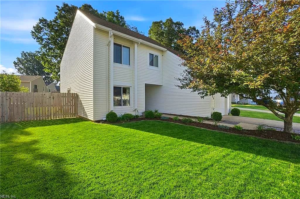 904 Prior CT, VIRGINIA BEACH VA 23462 - Main photo