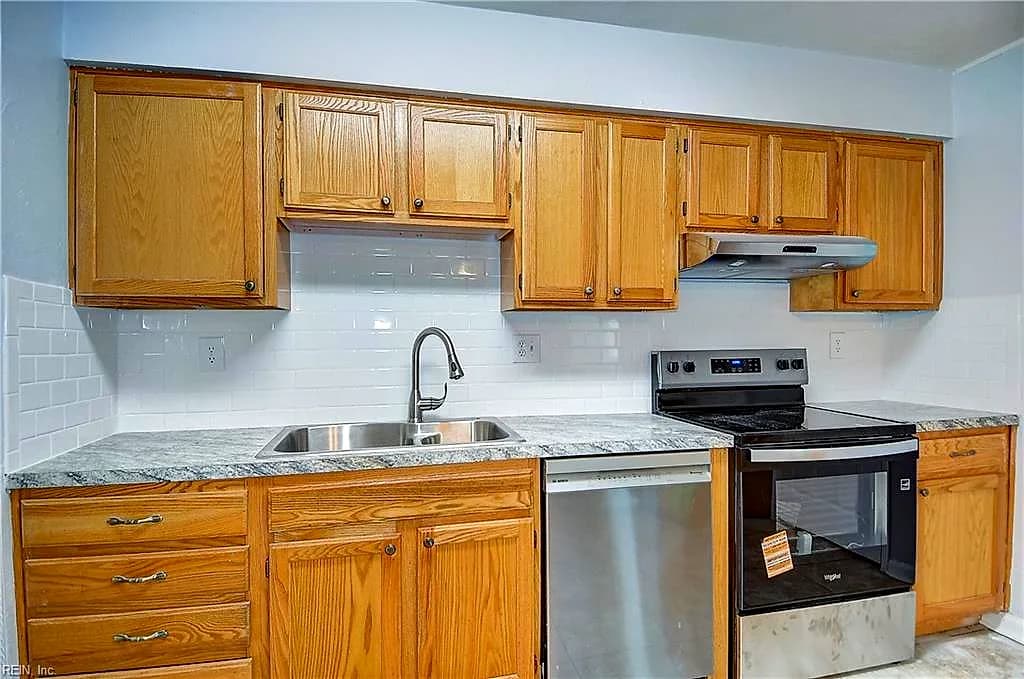 112 Bristol AVE, NORFOLK VA 23502 thumb 11
