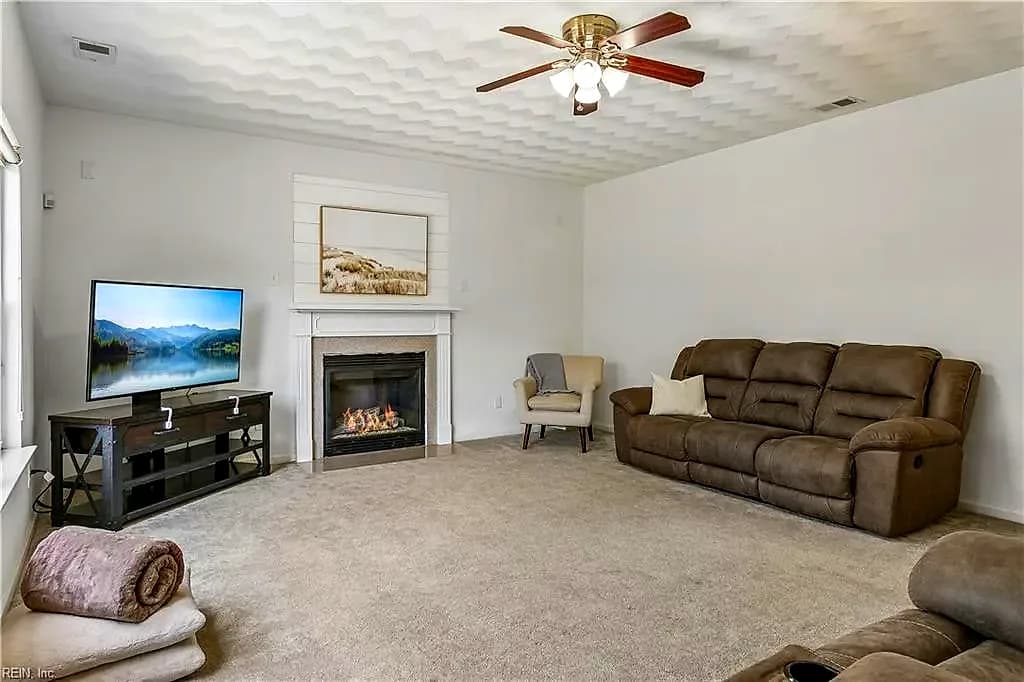 2028 Merrick DR, HAYES VA 23072 thumb 11