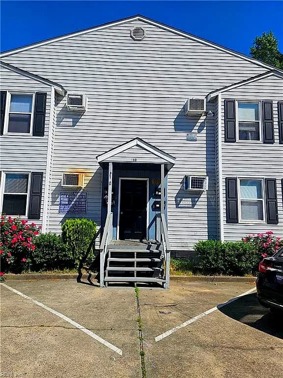 410 Pendleton ST #A, NORFOLK VA 23512 - Photo 2