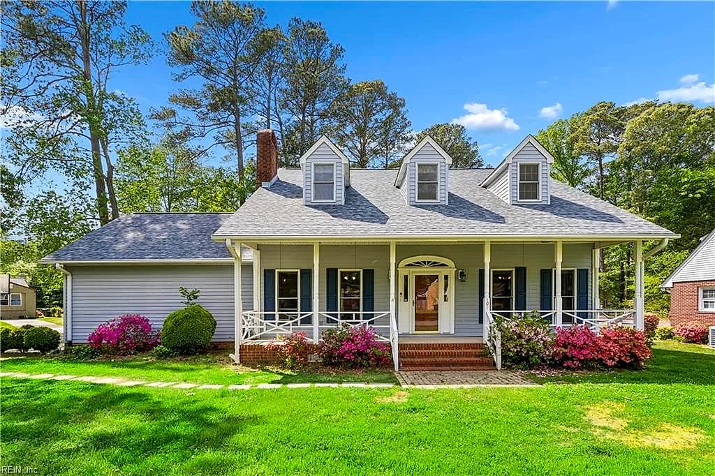 101 Marine CIR, YORKTOWN VA 23692 - Main photo